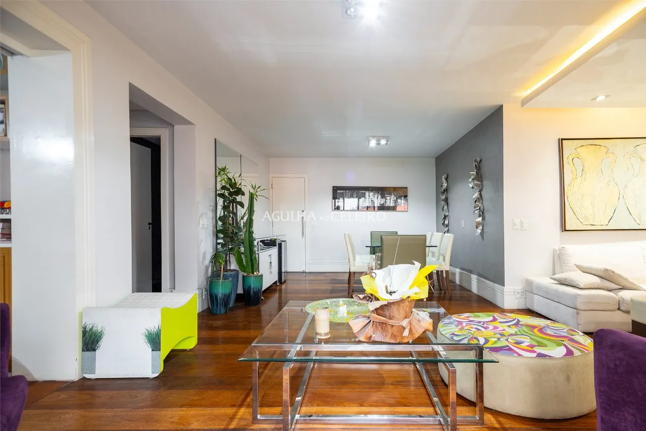 Apartamento moderno e confortável à venda no Itaim. – 14451