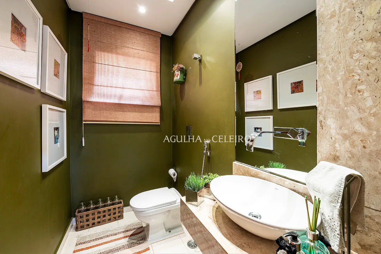 Venda/ Campo Belo: Casa aconchegante e com integração com a natureza! – 9849