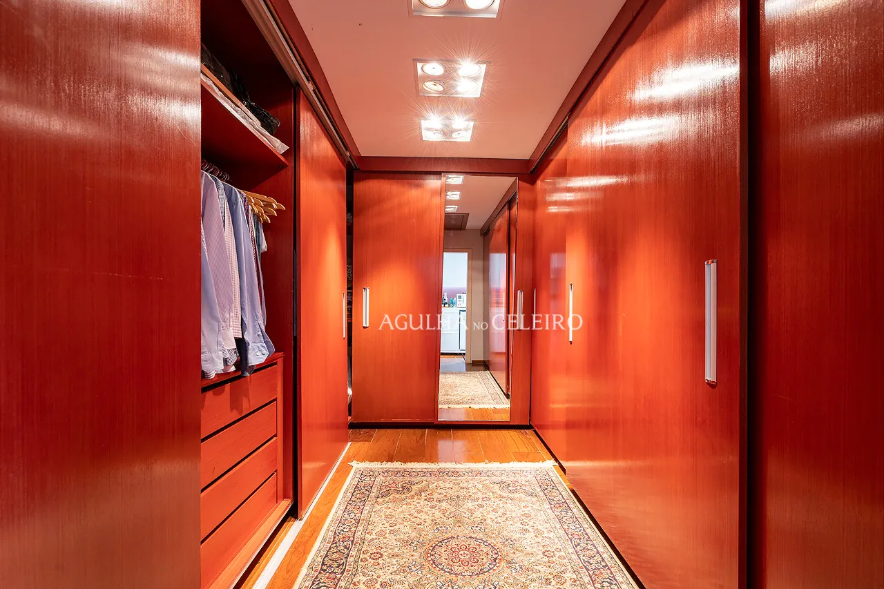 Venda/ Campo Belo: Casa aconchegante e com integração com a natureza! – 9849