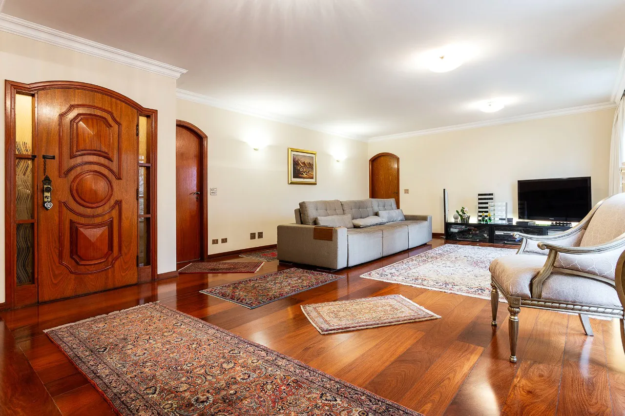 amplo-apartamento-em-rua-arborizada-e-tranquila-para-venda-em-moema-14834-2