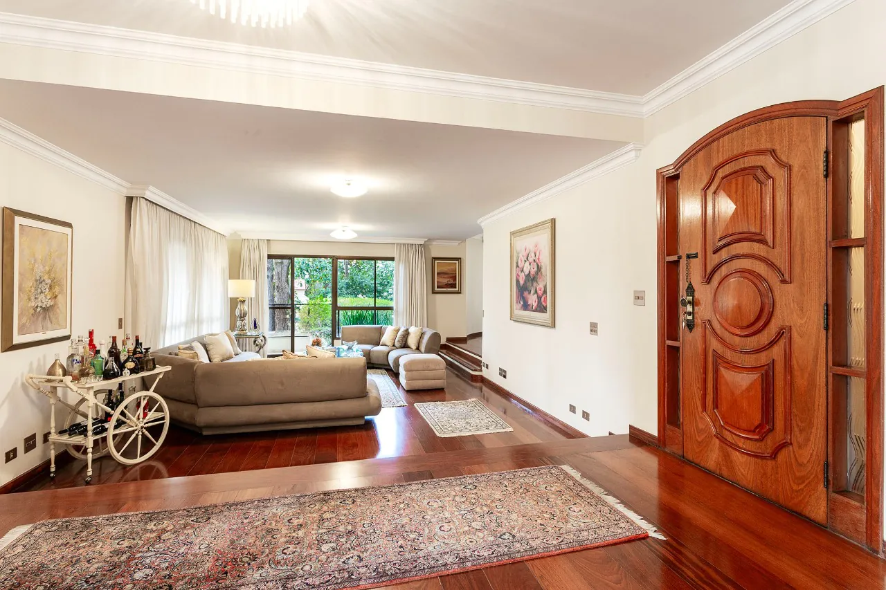 amplo-apartamento-em-rua-arborizada-e-tranquila-para-venda-em-moema-14834-3