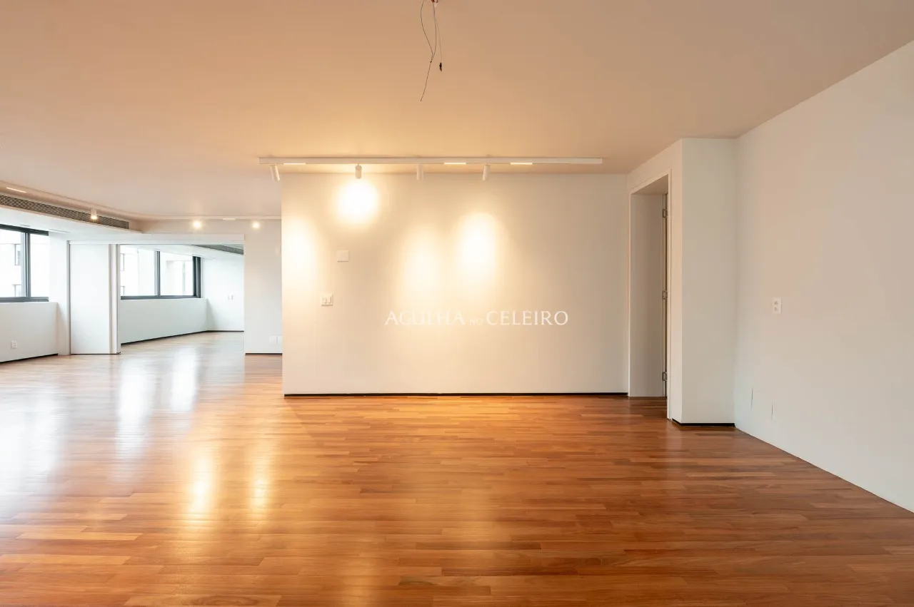 Apartamento no miolo do Itaim para venda. – 13847