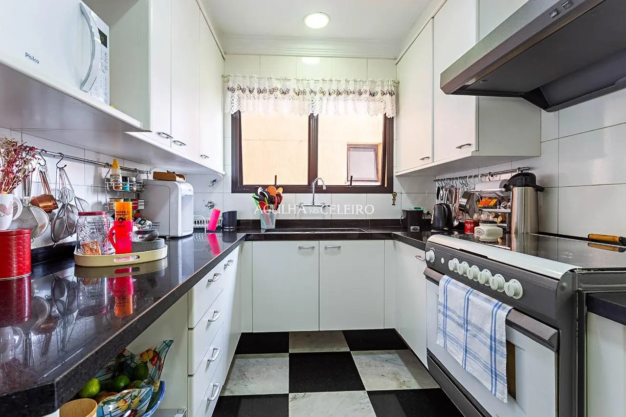 Apartamento amplo e iluminado à venda na região do Paraíso. – 14627