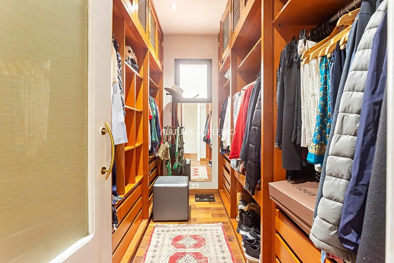 Apartamento amplo e iluminado à venda na região do Paraíso. – 14627