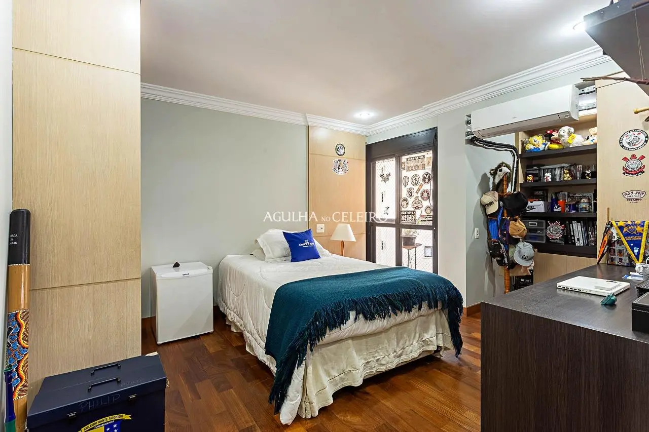 Apartamento amplo e iluminado à venda na região do Paraíso. – 14627