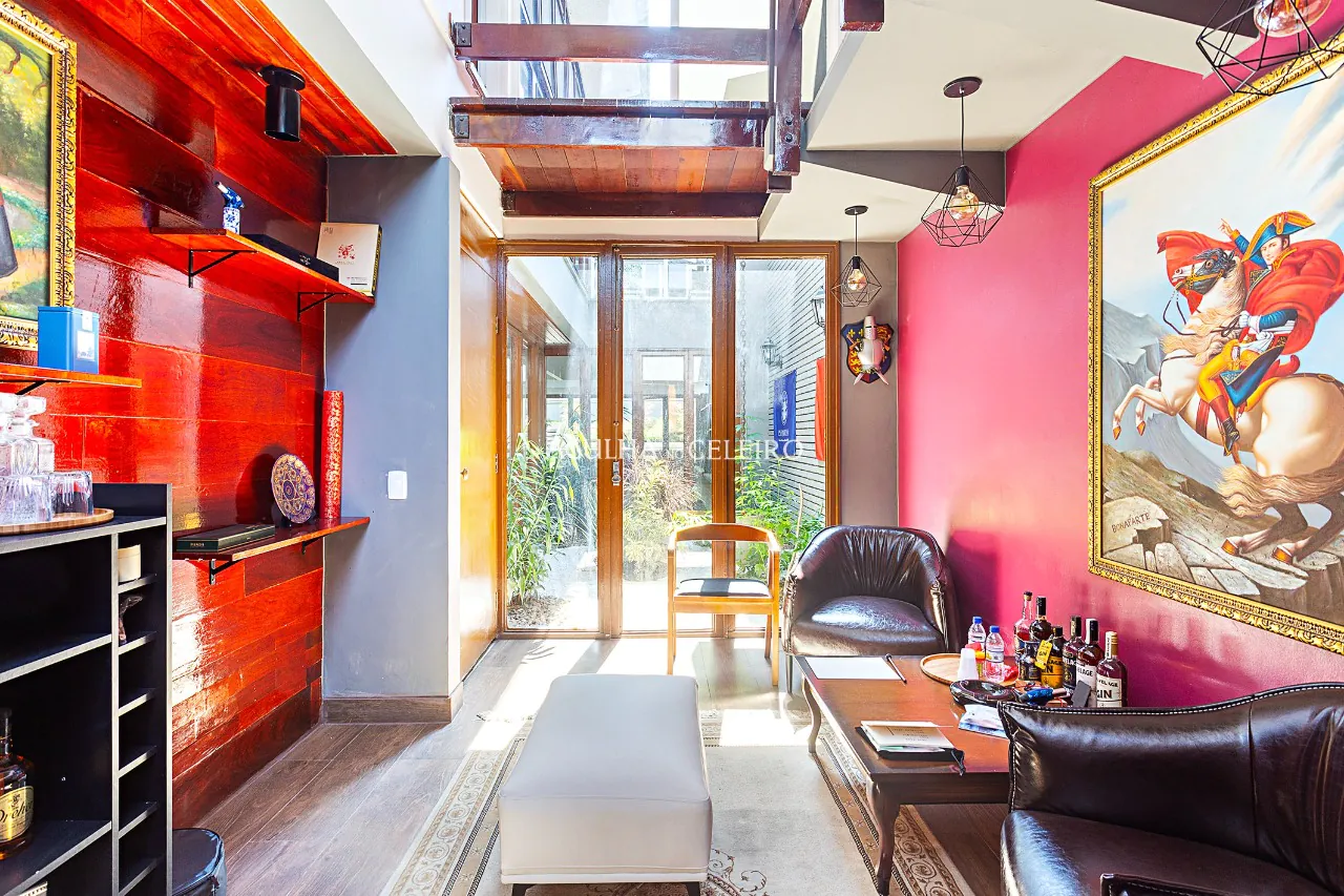 Casa muito bem localizada à venda em Moema – 9587
