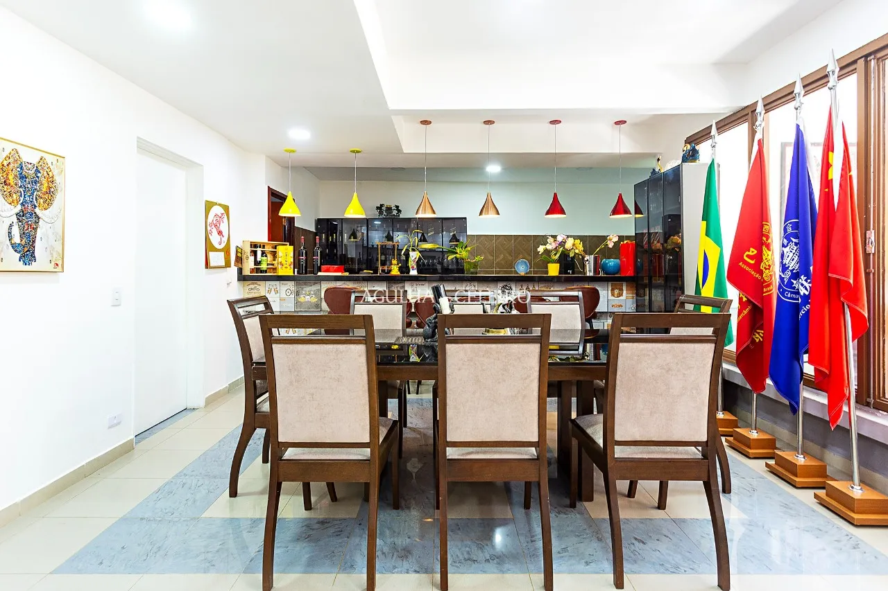 Casa muito bem localizada à venda em Moema – 9587