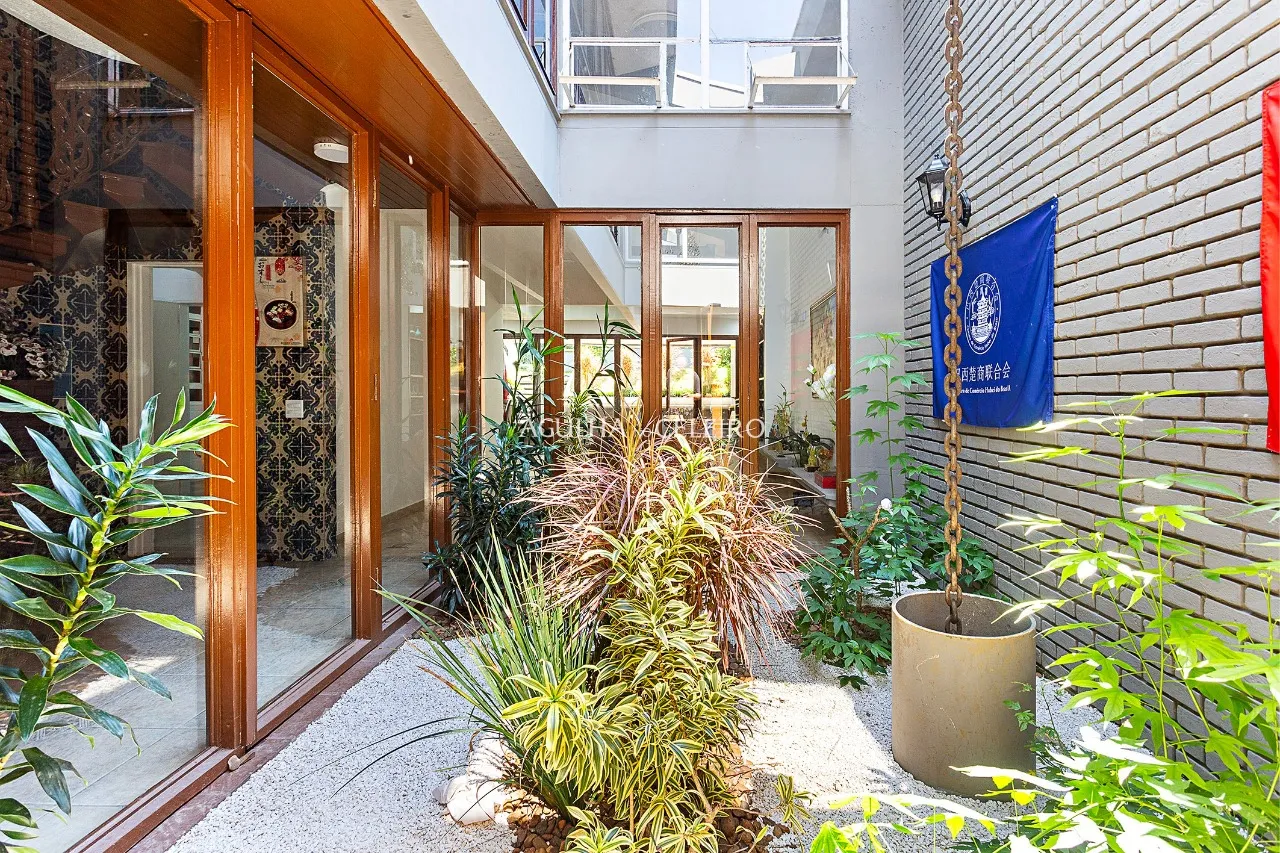 Casa muito bem localizada à venda em Moema – 9587