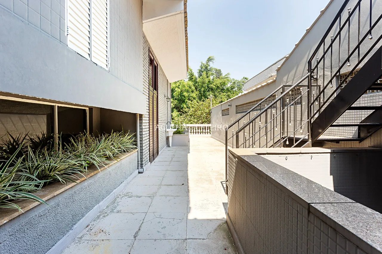 Casa muito bem localizada à venda em Moema – 9587