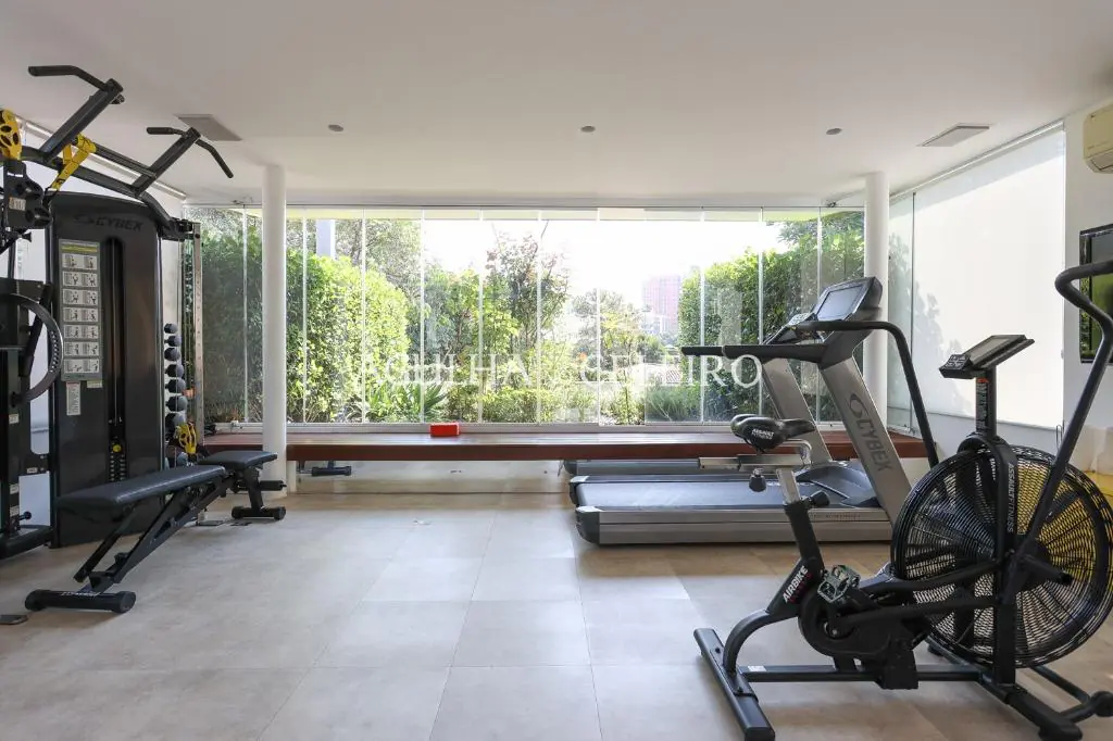 Casa de muito bom gosto para venda no Jardim Paulista. – CA0878