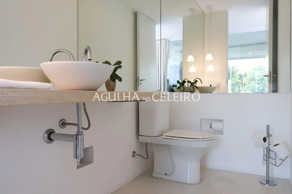 Casa de muito bom gosto para venda no Jardim Paulista. – CA0878