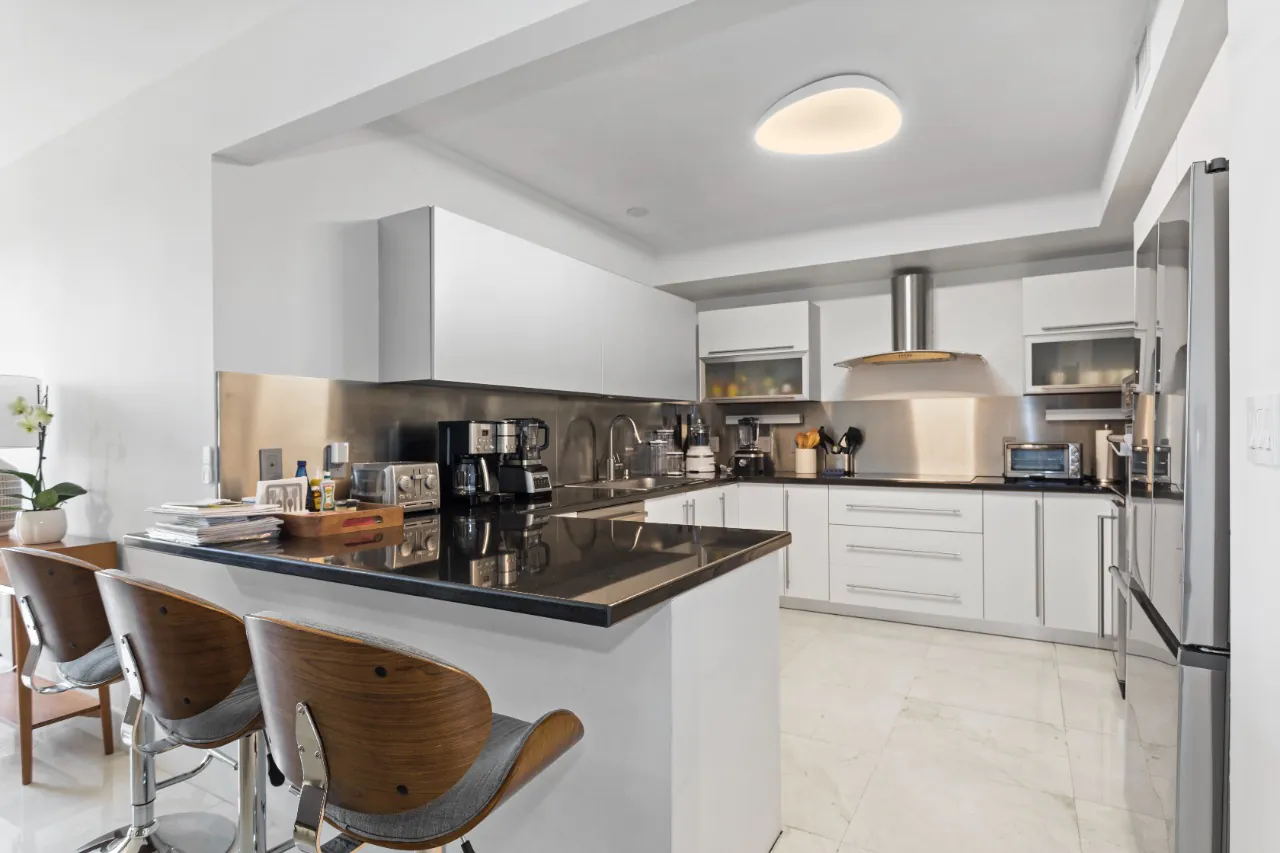 lindo-apartamento-para-venda-em-edificio-prestigiado-em-miami-14640-13