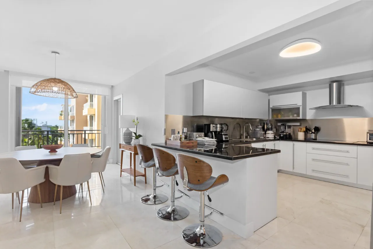 lindo-apartamento-para-venda-em-edificio-prestigiado-em-miami-14640-16