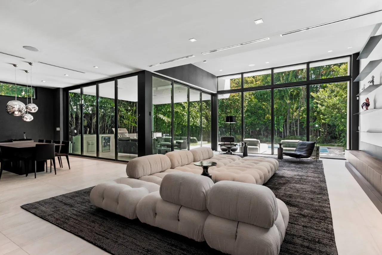 uma-verdadeira-obra-de-arte-para-venda-em-miami-no-parque-holleman-14639-14