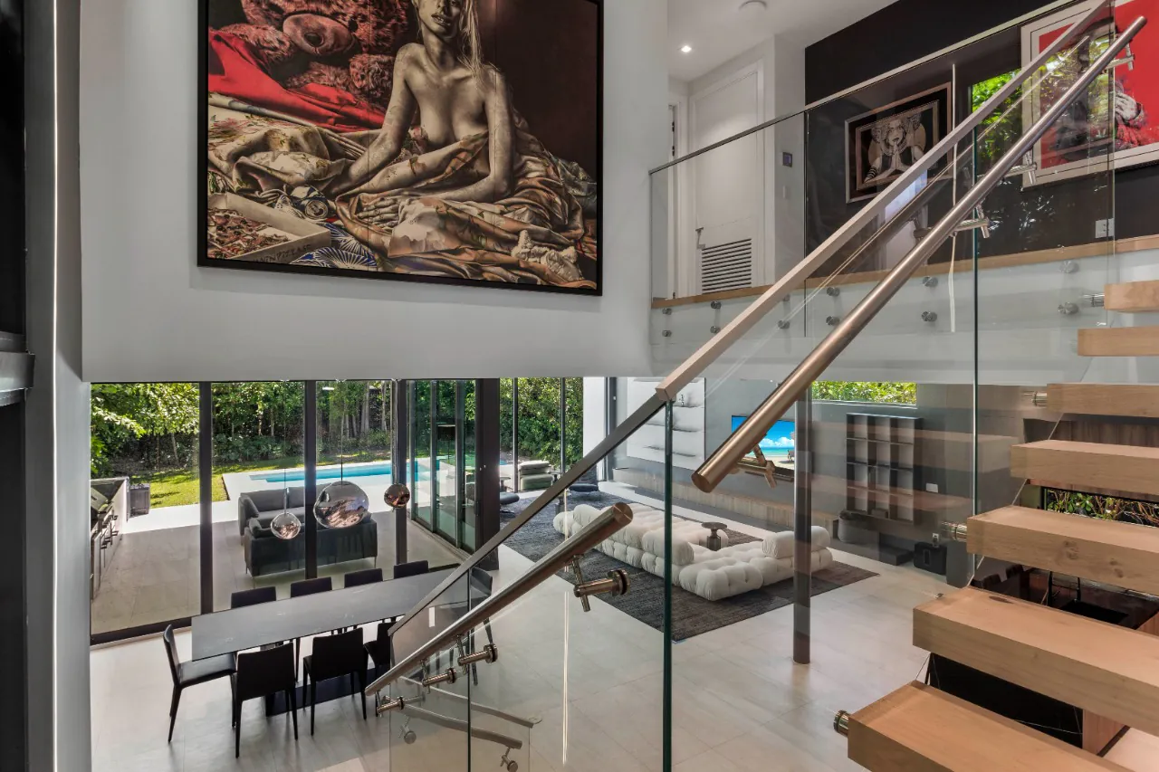 uma-verdadeira-obra-de-arte-para-venda-em-miami-no-parque-holleman-14639-18