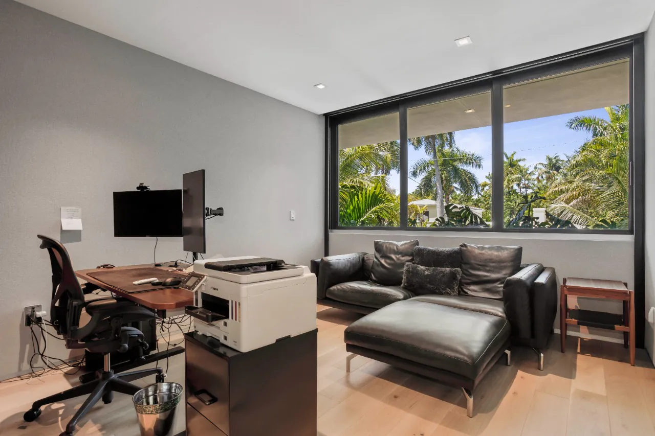 uma-verdadeira-obra-de-arte-para-venda-em-miami-no-parque-holleman-14639-21