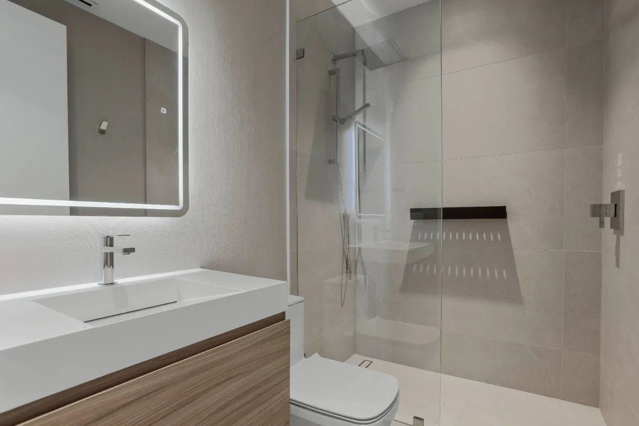 uma-verdadeira-obra-de-arte-para-venda-em-miami-no-parque-holleman-14639-23