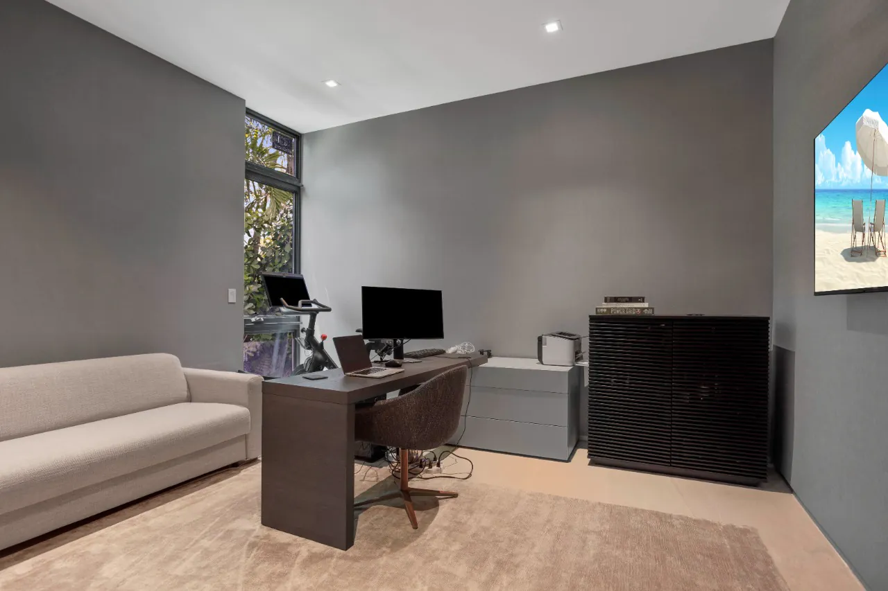 uma-verdadeira-obra-de-arte-para-venda-em-miami-no-parque-holleman-14639-34