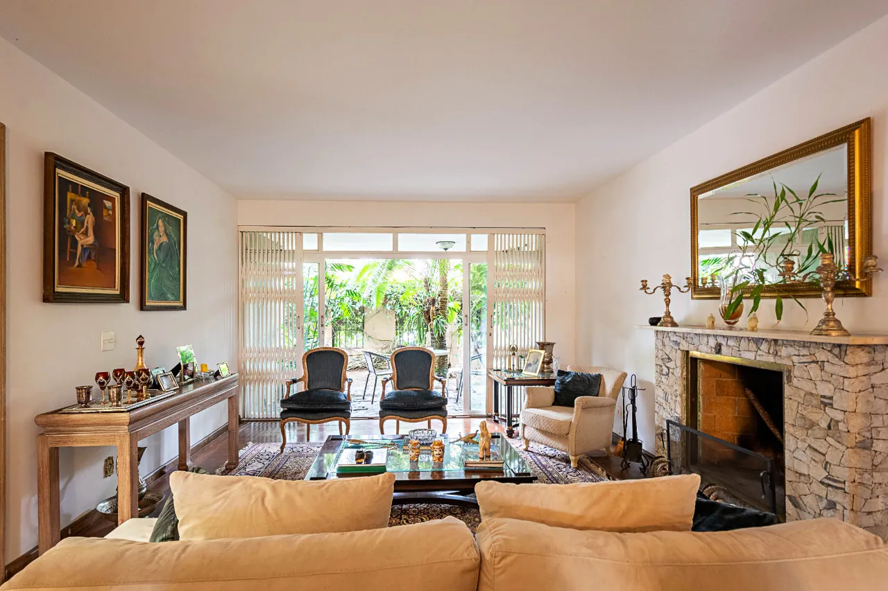 casa-a-venda-no-jardim-paulistano-localizada-em-rua-tranquila-e-segura-14811-1