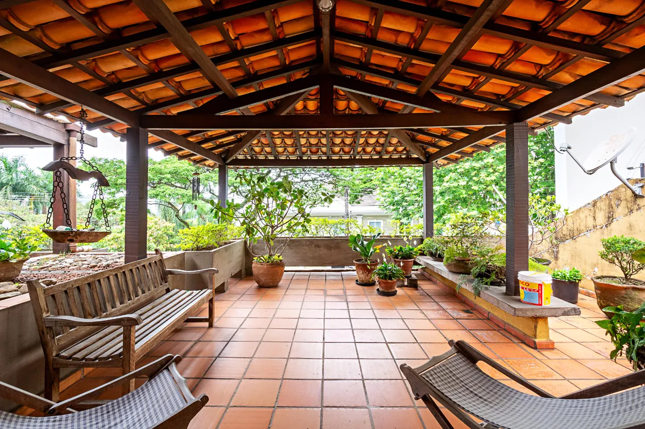 casa-com-piscina-a-venda-no-cidade-jardim-15072-21