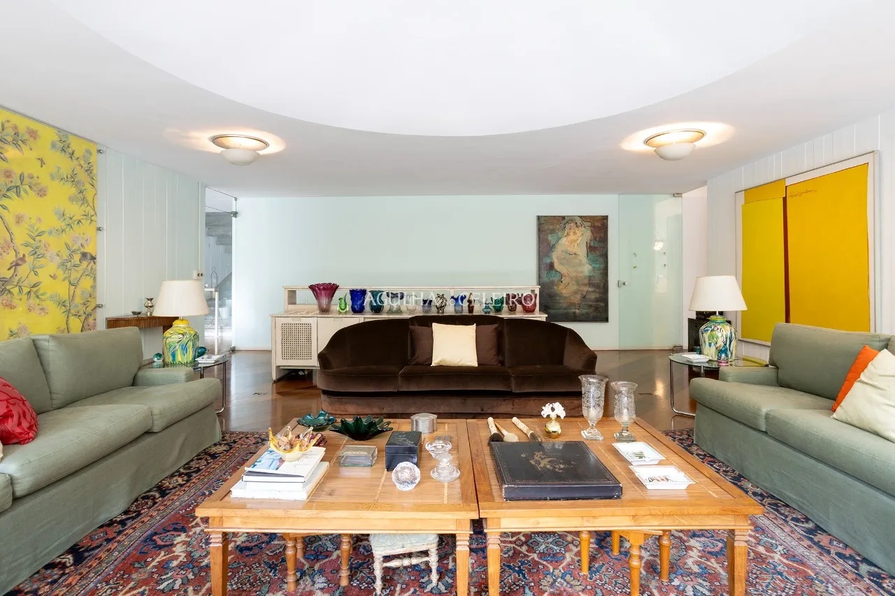 Casa com 720m² de terreno à venda em Alto de Pinheiros. – 14557