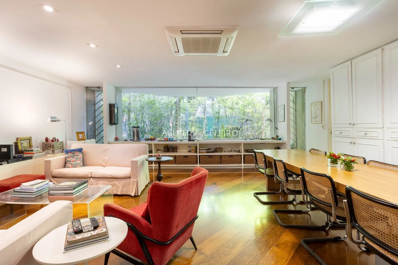 Casa com 720m² de terreno à venda em Alto de Pinheiros. – 14557