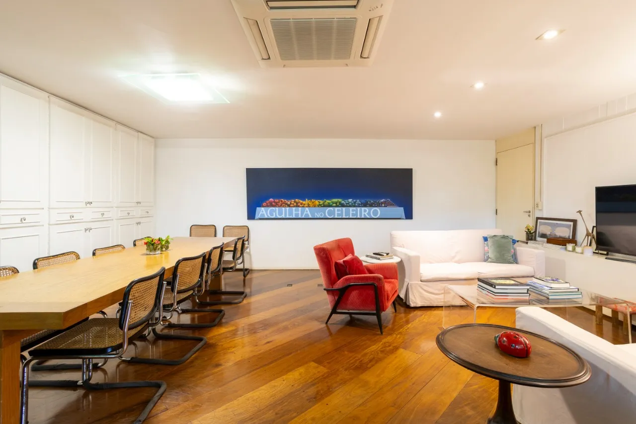 Casa com 720m² de terreno à venda em Alto de Pinheiros. – 14557