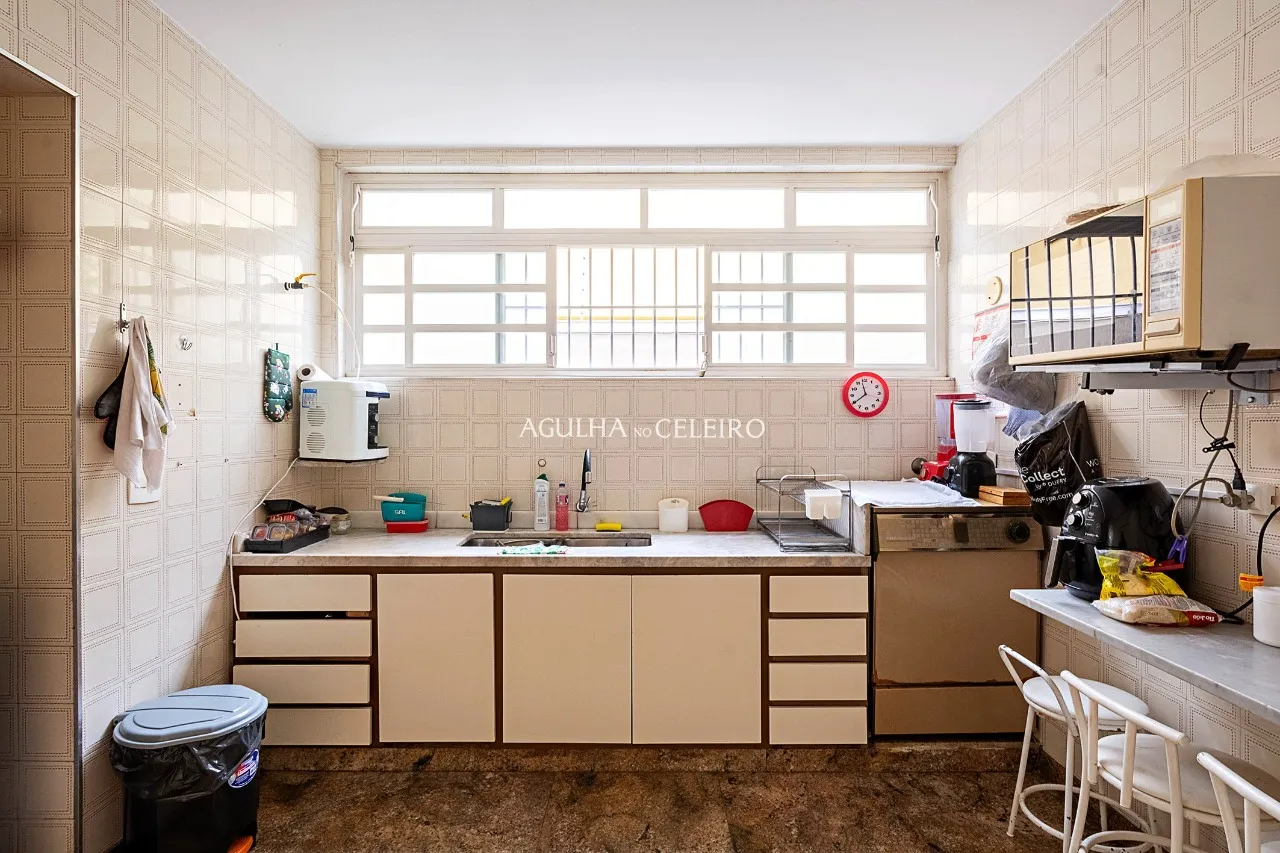 Casa á venda no Jardim Paulistano localizada em rua tranquila e segura. – 14811