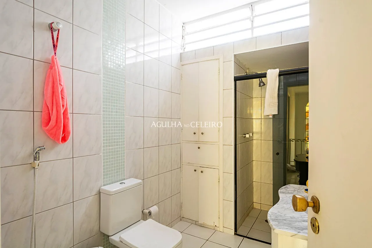 Casa á venda no Jardim Paulistano localizada em rua tranquila e segura. – 14811