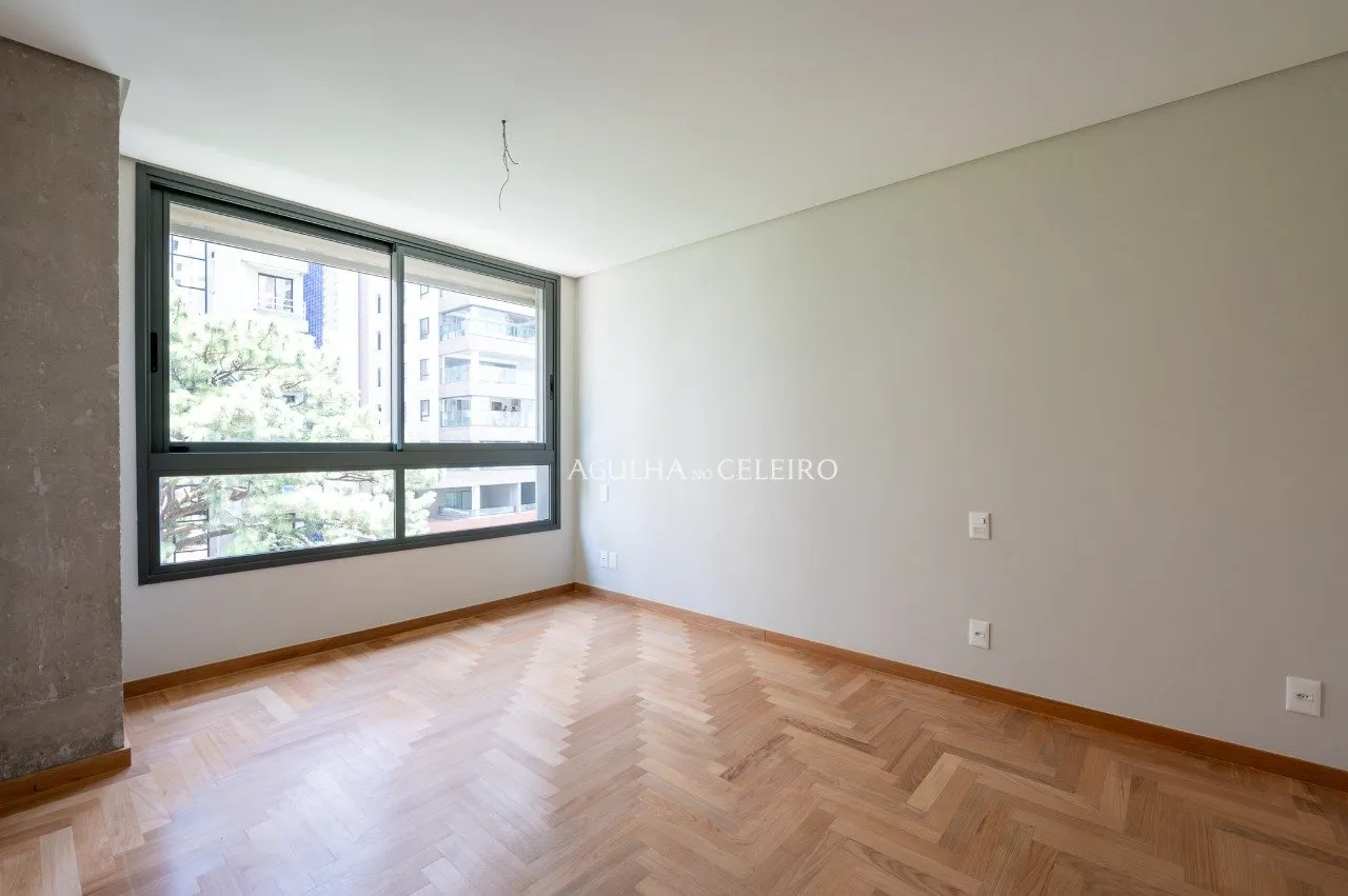 Apartamento à venda em Pinheiros, esperando seu primeiro dono. – 14906