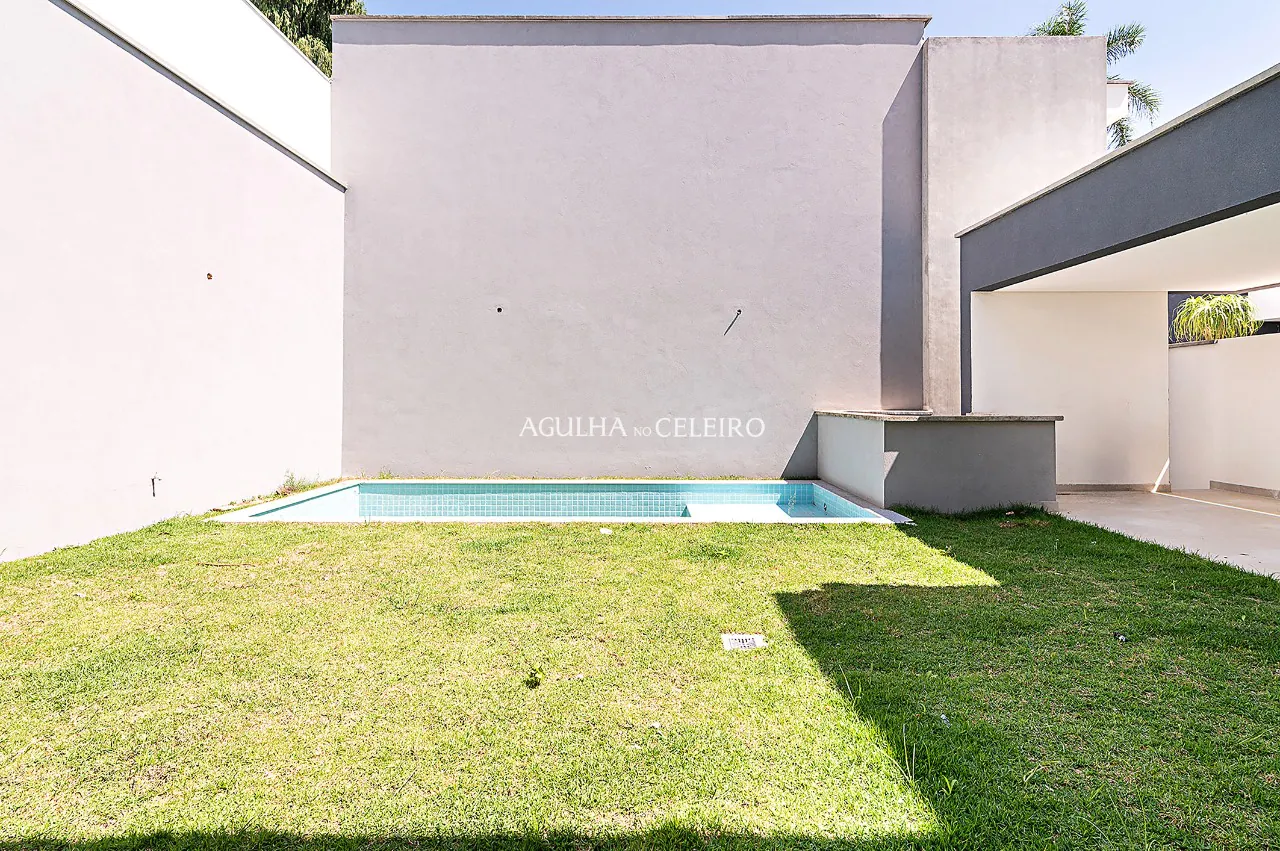 Segurança e conforto nesta linda casa de condomínio à venda no Brooklin. – 14910