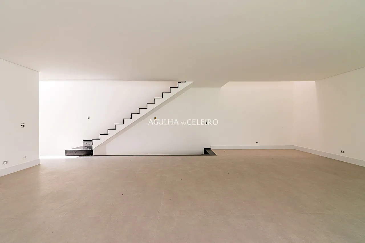 Segurança e conforto nesta linda casa de condomínio à venda no Brooklin. – 14910