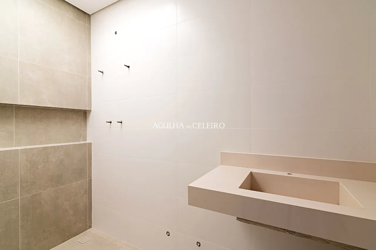 Segurança e conforto nesta linda casa de condomínio à venda no Brooklin. – 14910