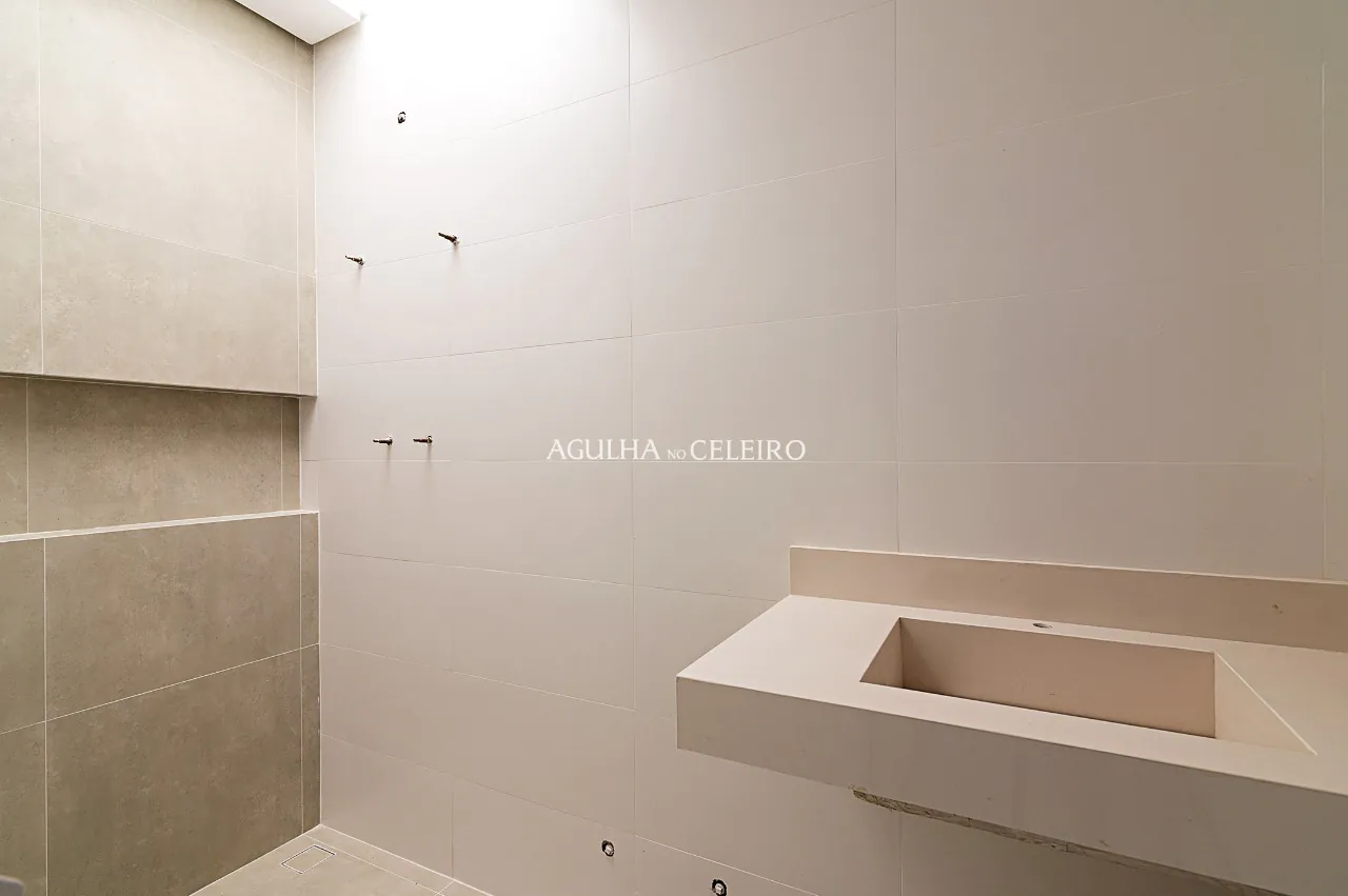 Segurança e conforto nesta linda casa de condomínio à venda no Brooklin. – 14910