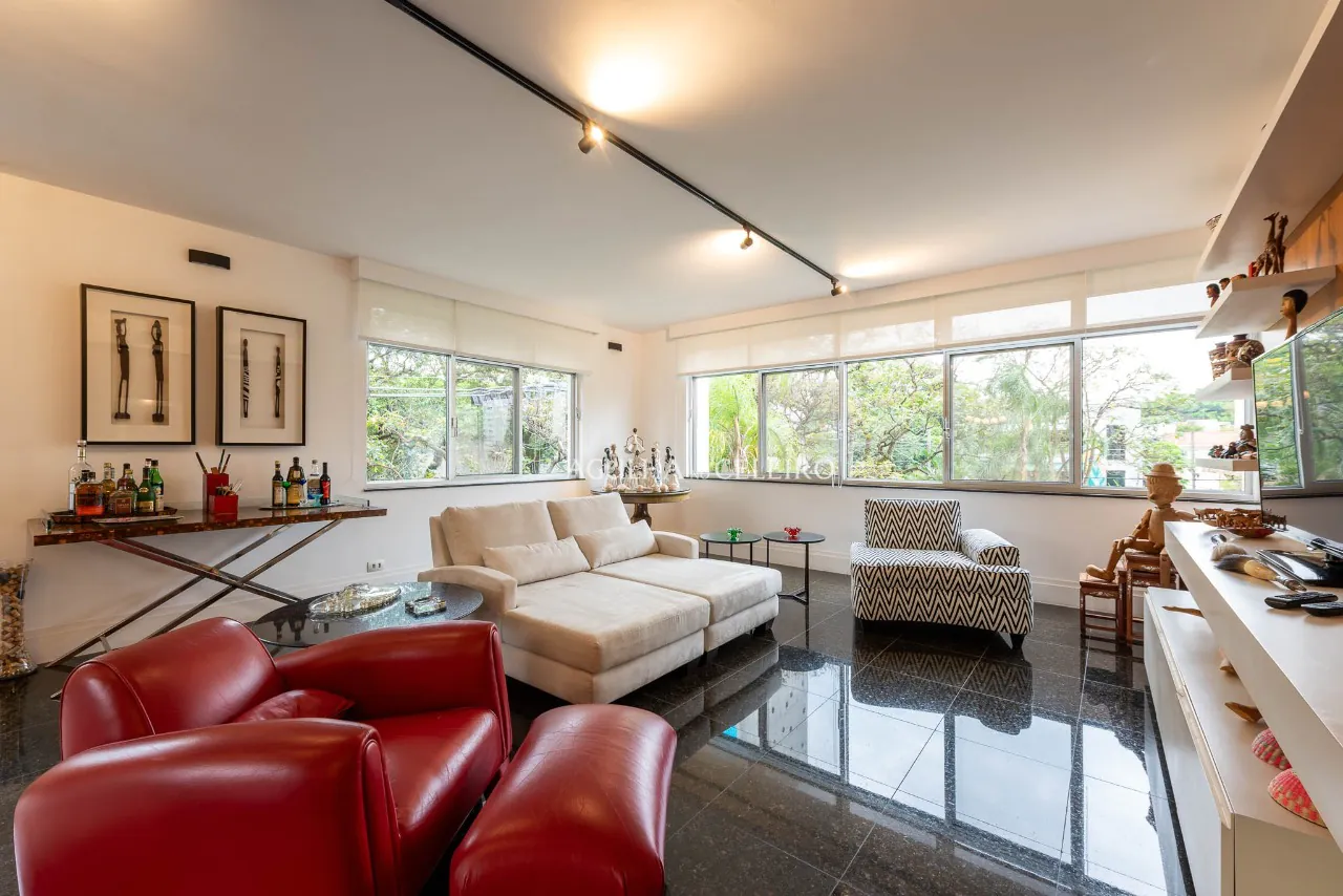 Apartamento com ambientes generosos e muito bem iluminados, no melhor de Pinheiros. – 15015