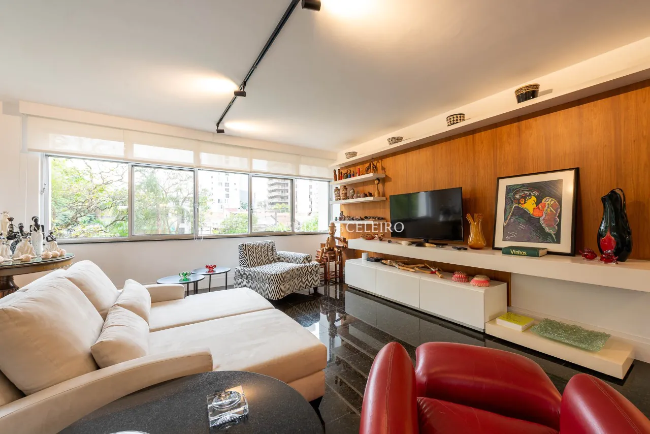 Apartamento com ambientes generosos e muito bem iluminados, no melhor de Pinheiros. – 15015