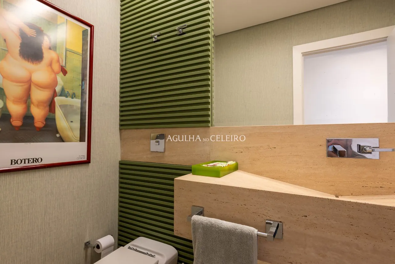 Apartamento com ambientes generosos e muito bem iluminados, no melhor de Pinheiros. – 15015