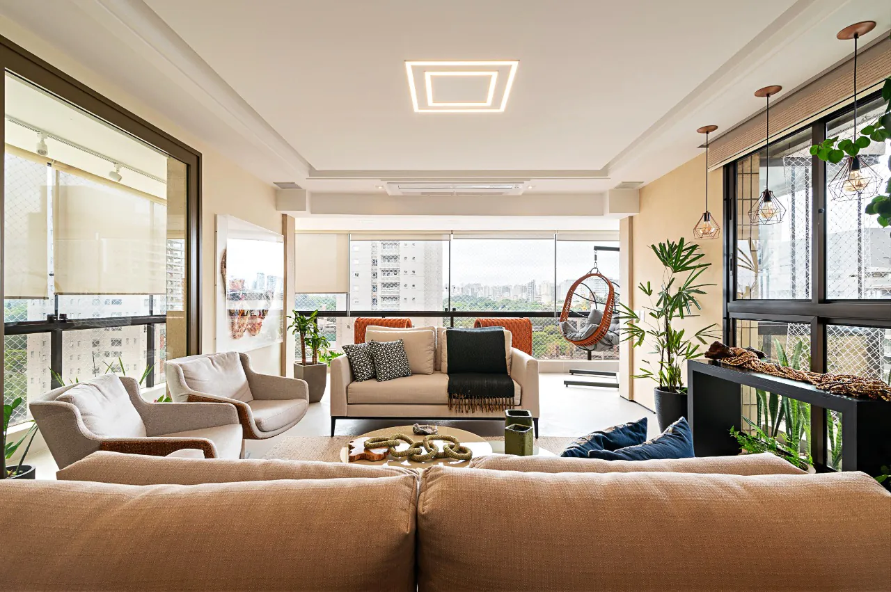 Totalmente Reformado, vista linda, fora de rota e muito conforto para venda em Moema. – AP7591