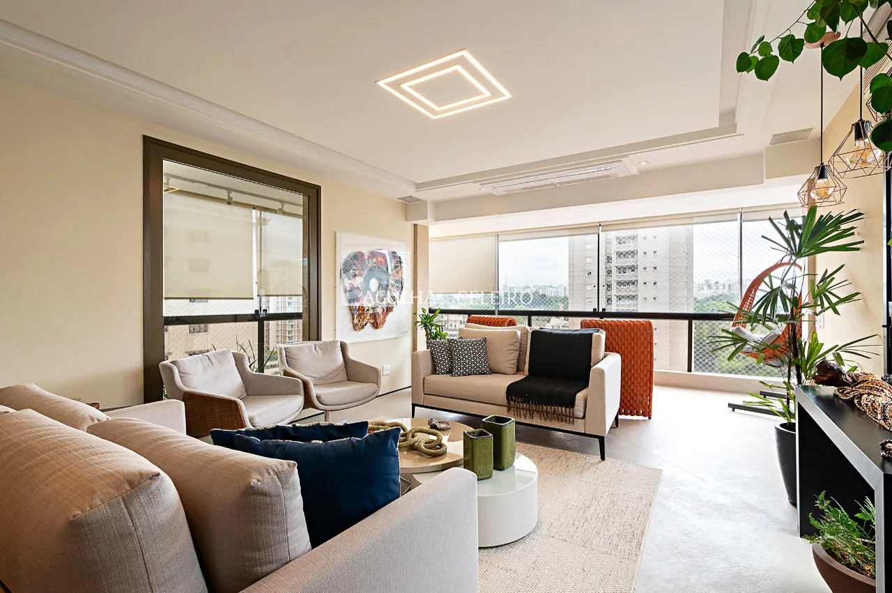 Totalmente Reformado, vista linda, fora de rota e muito conforto para venda em Moema. – AP7591