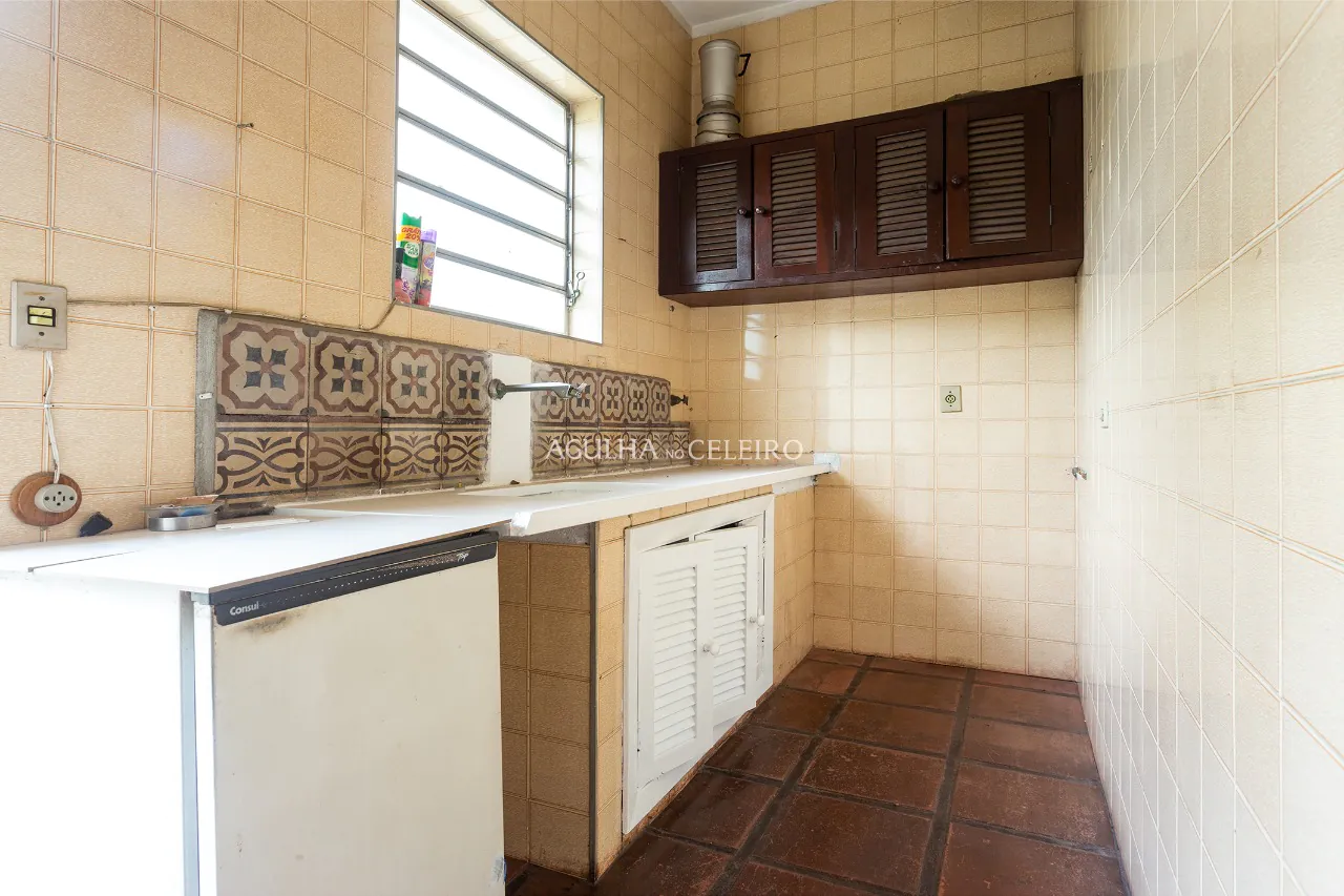 Casa com 04 dormitórios, Edícula e Piscina à venda no Jardim Paulistano – 10056