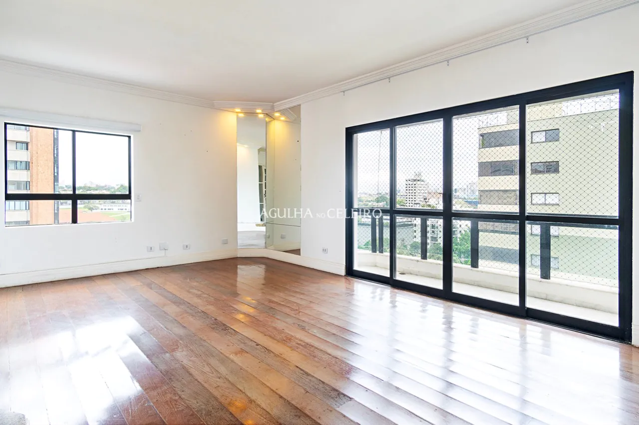 Cobertura com vista 360° à venda em Moema. – CO0445 - H_K05962