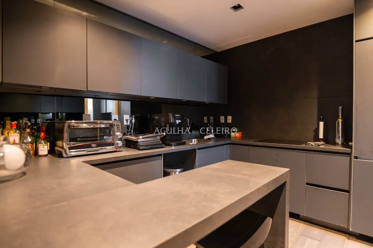 Cobertura com piscina perto do Parque do Povo à venda no Itaim Bibi – CO0904