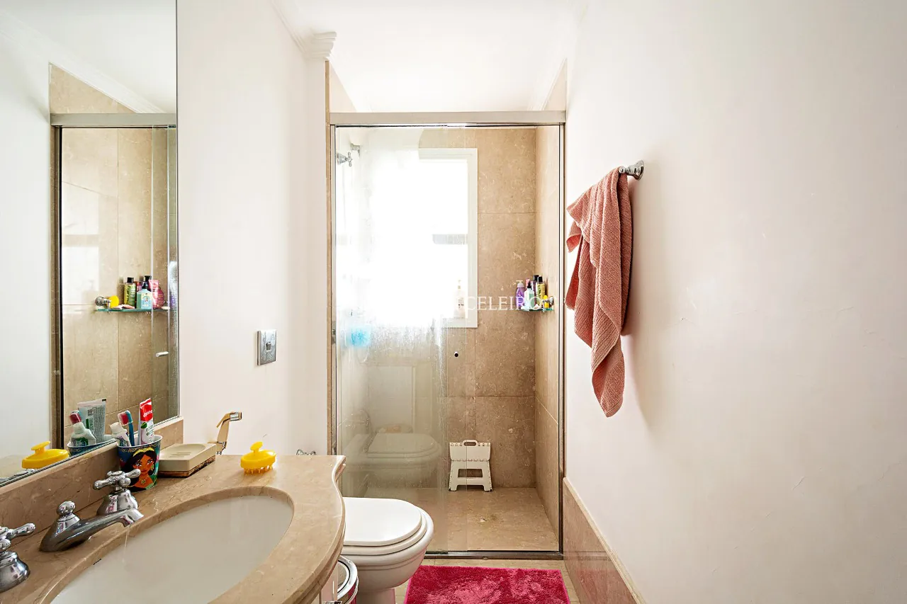 vista-permamente-em-bairro-familiar-e-arborizado-no-itaim-14638-16