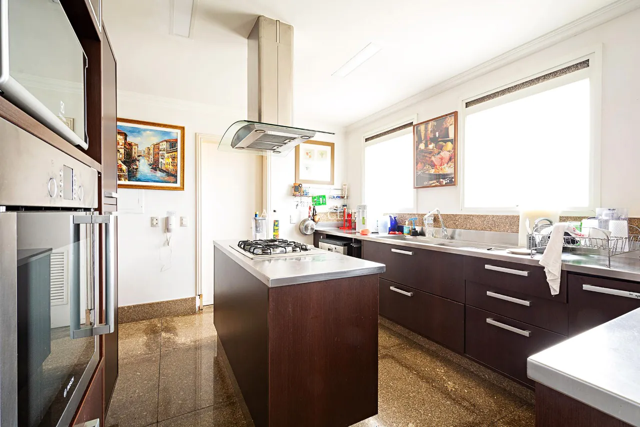 vista-permamente-em-bairro-familiar-e-arborizado-no-itaim-14638-6