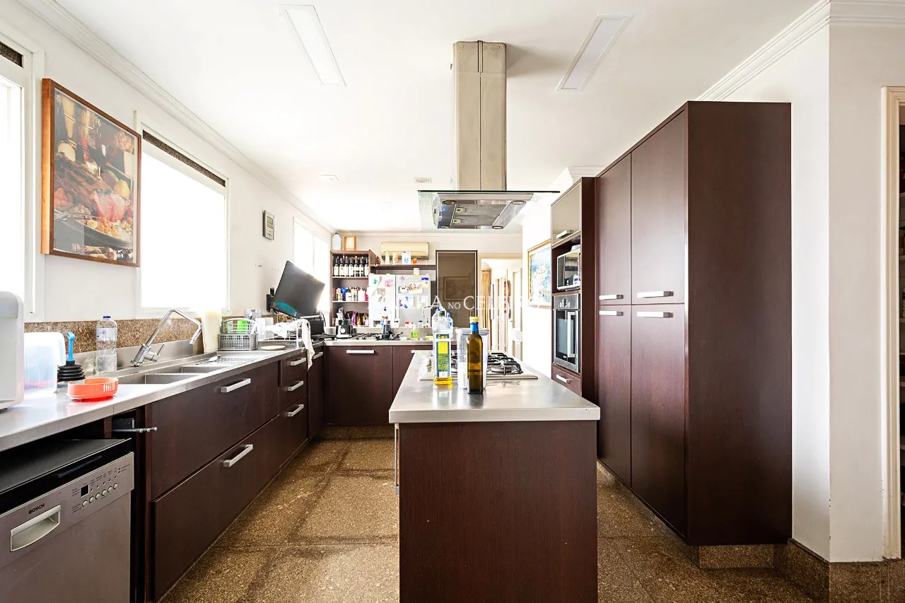 vista-permamente-em-bairro-familiar-e-arborizado-no-itaim-14638-7