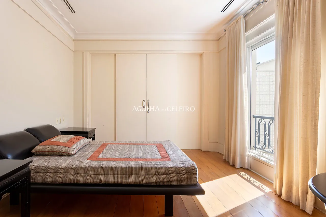 casa-unica-e-espacosa-muito-bem-localizada-a-venda-na-vila-nova-conceicao-15518-16