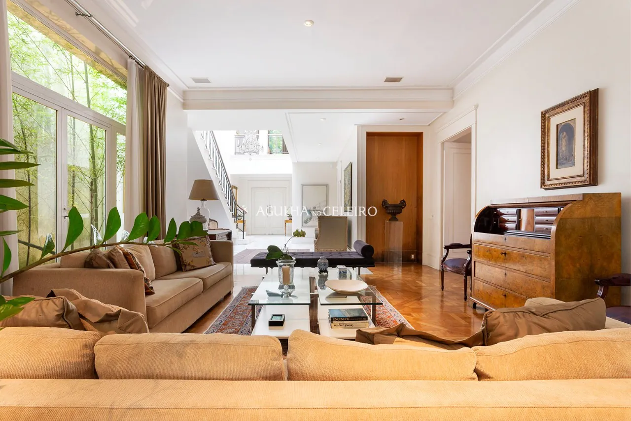 casa-unica-e-espacosa-muito-bem-localizada-a-venda-na-vila-nova-conceicao-15518-7