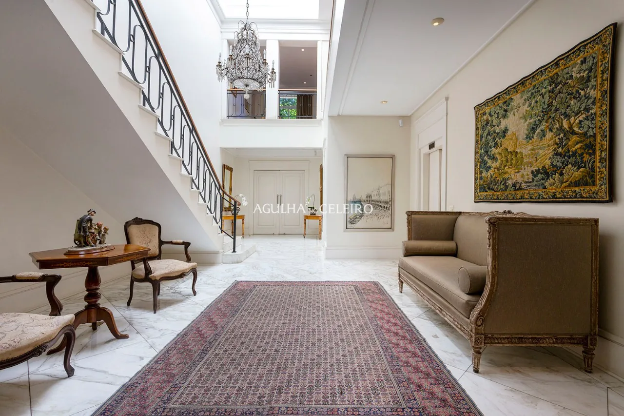 casa-unica-e-espacosa-muito-bem-localizada-a-venda-na-vila-nova-conceicao-15518-8