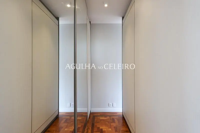 Casa reformada à venda no Jardim Paulista. – CA0665