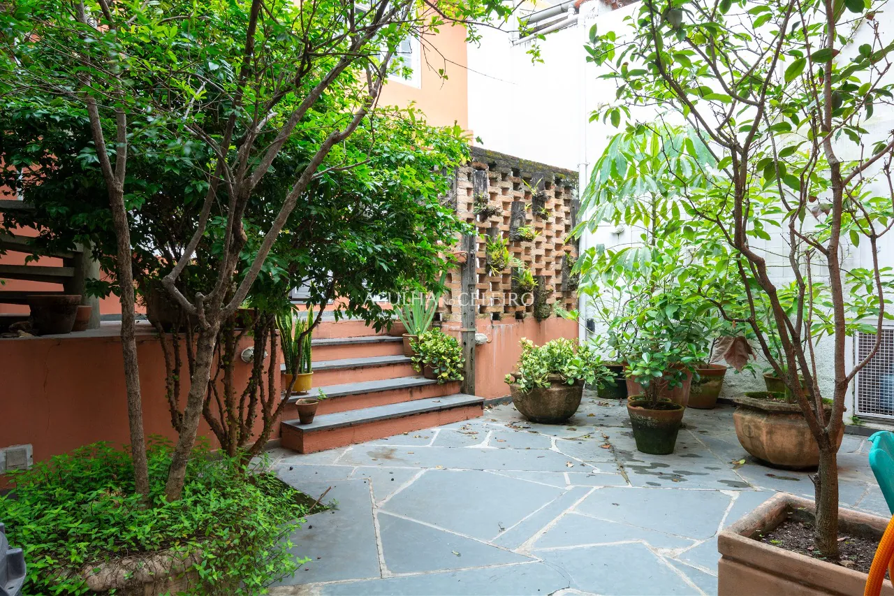 belissima-casa-com-muito-espaco-e-aconchego-15899-10